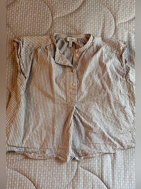 STRIPED SEERSUCKER FLARED-SLEEVE TOP